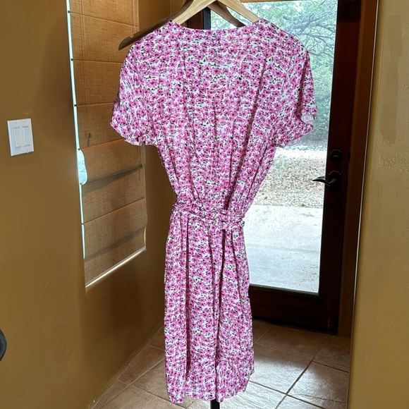 AMERICAN DREAMS Milly Wrap Dress Short Lilac/white Flower Size Large - Picture 10 of 10